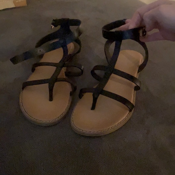 Old Navy Shoes - NWOT Old Navy Gladiator Sandals